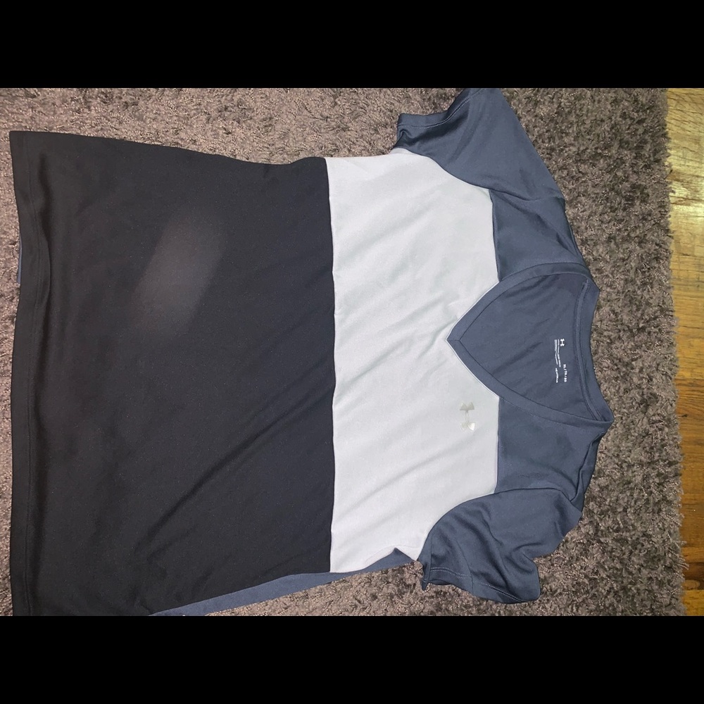 Women’s XL Under Armour Workout T-shirt